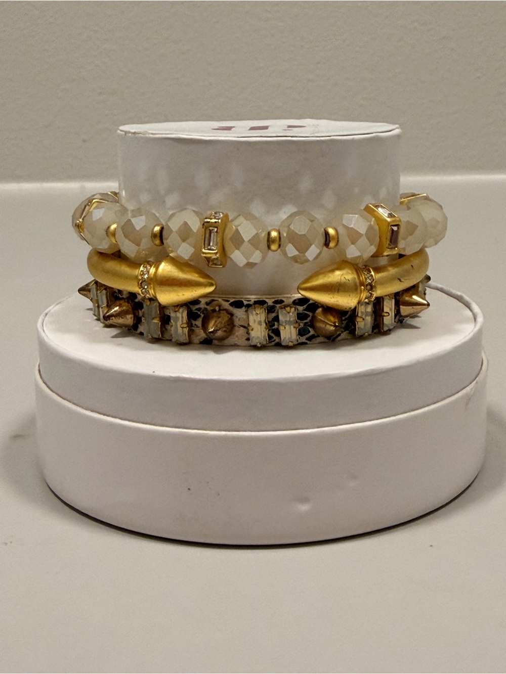 Bomb Party New! Gold and Cream Mixed Bead Stack Bracelet Set - No charm